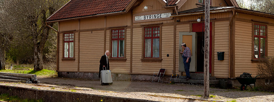 Hundraåringen som klev ut genom fönstret och försvan