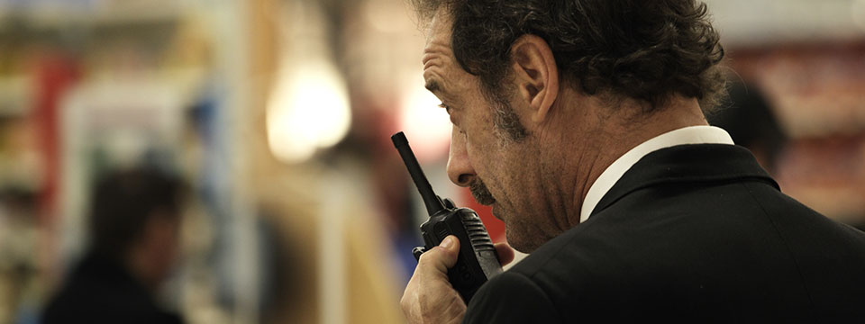 La loi du marché (The Measure of a Man)