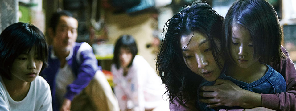 Manbiki kazoku (Shoplifters)