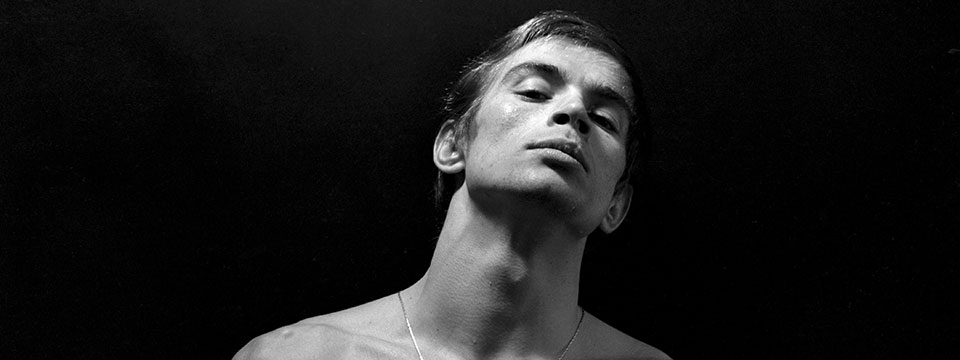 Nureyev: Lifting the Curtain
