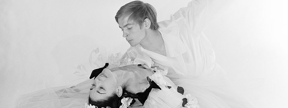 Nureyev: Lifting the Curtain