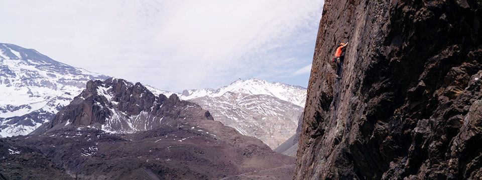 La cordillera de los suenos (The Cordillera of Dreams)