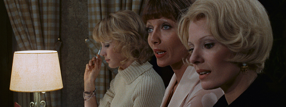 Le charme discret de la bourgeoisie (The Discreet Charm of the Bourgeoisie)