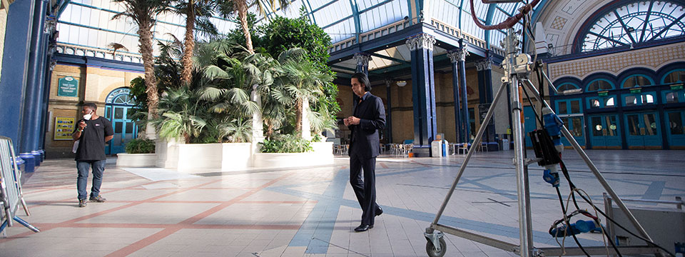 Idiot Prayer: Nick Cave Alone at Alexandra Palace