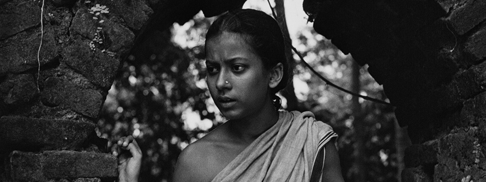 Pather panchali (Song of the Little Road)