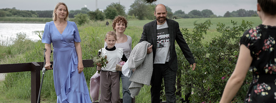 Begyndelser (Beginnings)