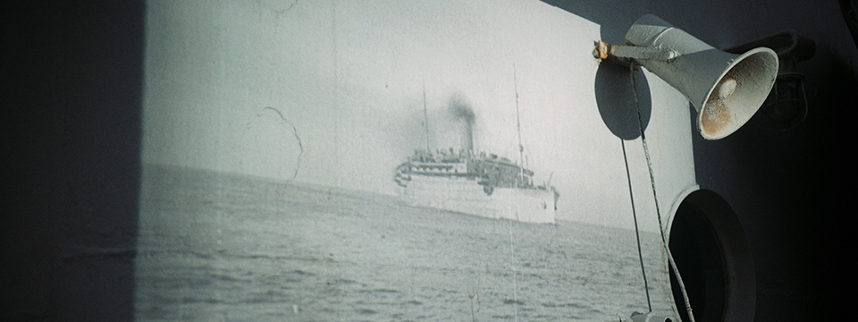 Tussen wal en schip – Geruisloos Indisch