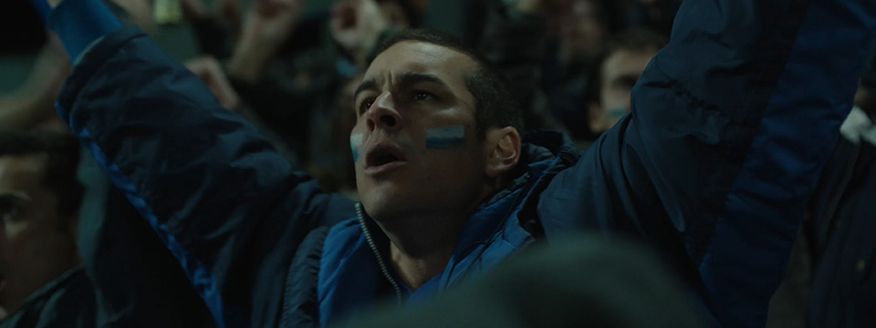 Muy lejos (Away)