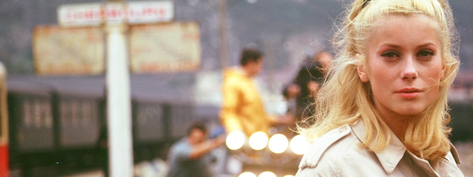 Les parapluies de Cherbourg (The Umbrellas of Cherbourg | re-release)